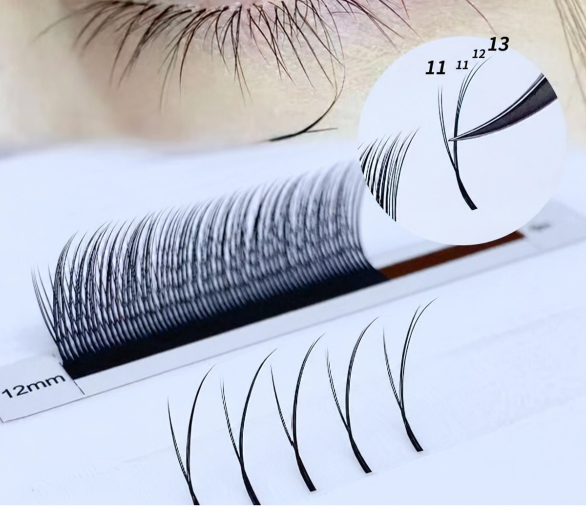 Multi-Layer Camellia Lashes — product and packaging